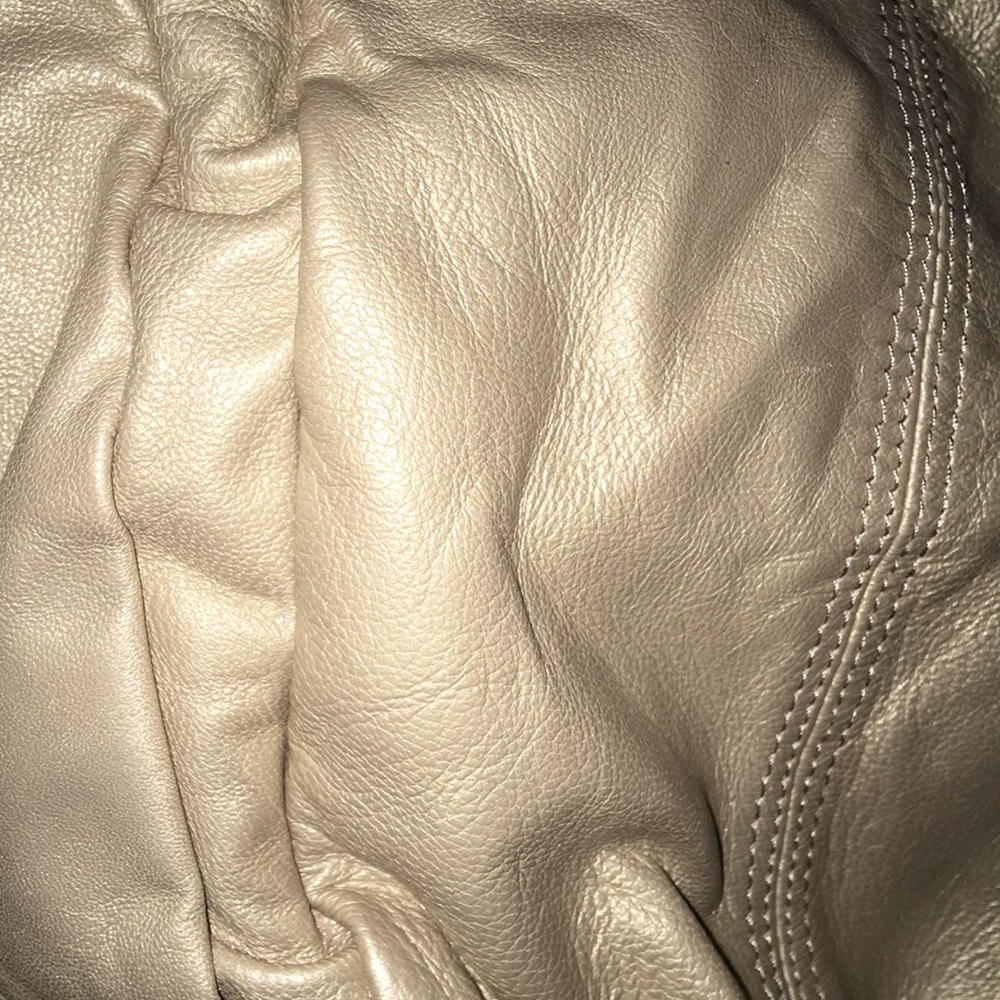 Kenneth Cole Reaction Gold Leather Hobo - Picture 8 of 8